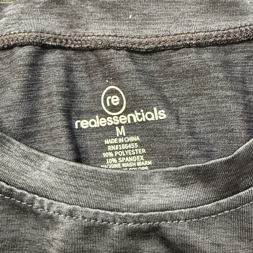 5 cropped tees - Picture 2 of 6